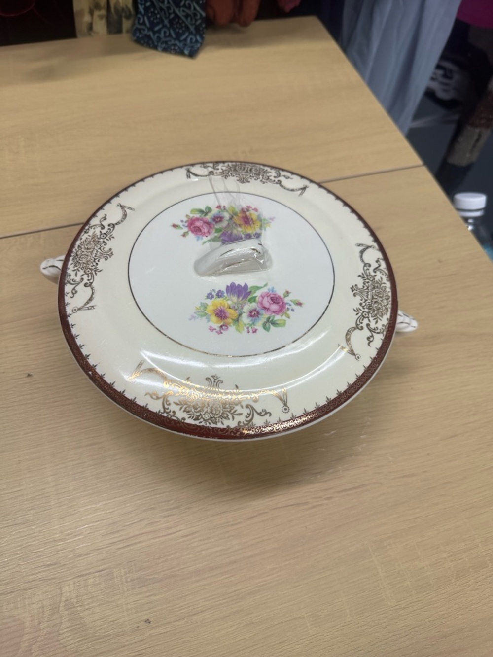 Stetson China Company Round Serving Bowl Golden Beauty" pattern